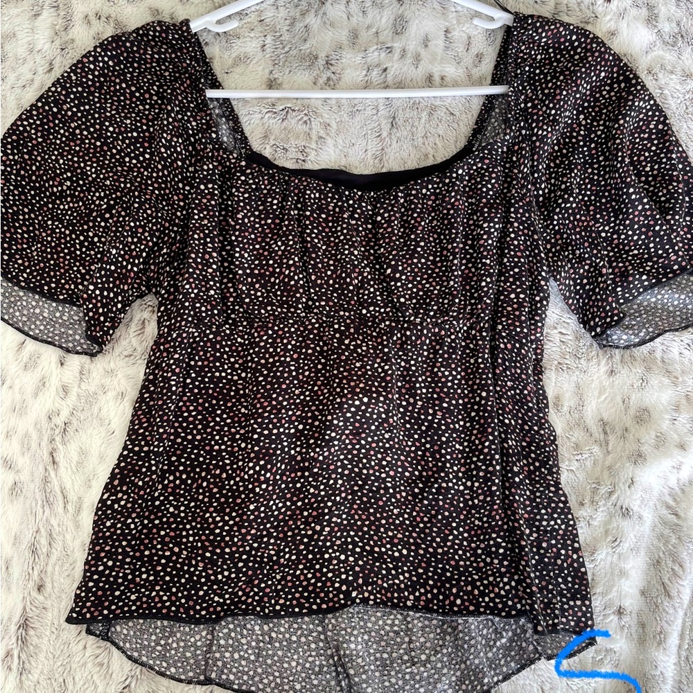 Flowy multicolor blouse- Size: Women’s SM